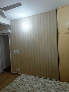 3 BHK Apartment For Rent in Defence Colony