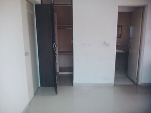 Room in 2 BHK Apartment at Vyas Whispering Wind Phase II, Baner – for Rent
