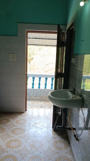 Bathroom in 2 BHK Builder Floor at Guirim – for Rent