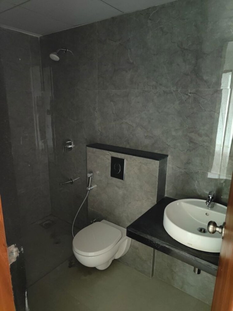 Bathroom, balewadi 2 Bedroom 773 Sq.Ft. Apartment In Balewadi Pune 10389954