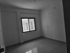 Room in 4 BHK Independent House at Atladara – for Rent