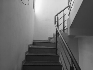 Staircase in 4 BHK Independent House at Atladara – for Rent