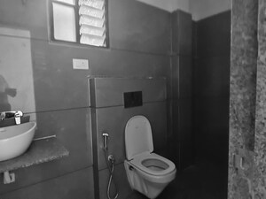 Bathroom in 4 BHK Independent House at Atladara – for Rent