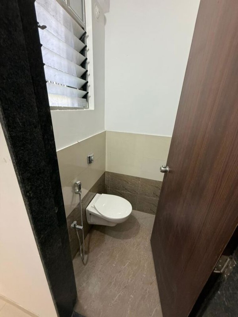 Bathroom, jhamtani-nandan-ace 3 Bedroom 1400 Sq.Ft. Apartment In Balewadi Pune 10390007