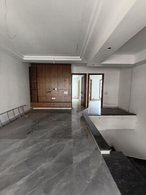 Room in 5 BHK Villa at Ambala Highway – for Sale