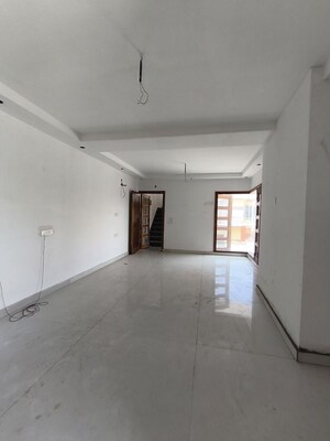 Room in 5 BHK Villa at Ambala Highway – for Sale