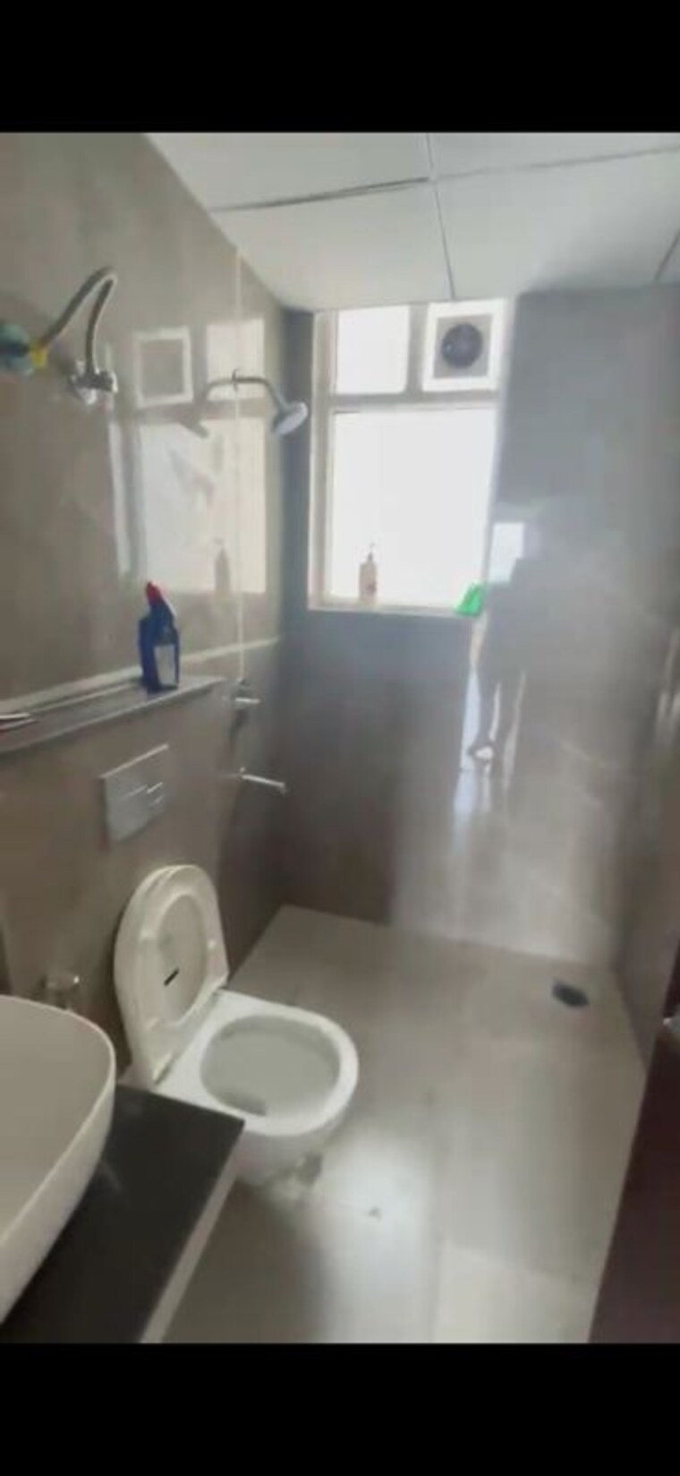 Bathroom, artique-uptown-skylla 3 Bedroom 1420 Sq.Ft. Apartment In International Airport Road Zirakpur 10388856