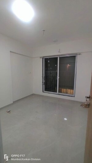 Room in 2 BHK Apartment at Vaibhavlaxmi Peak 25, Vikhroli East – for Rent