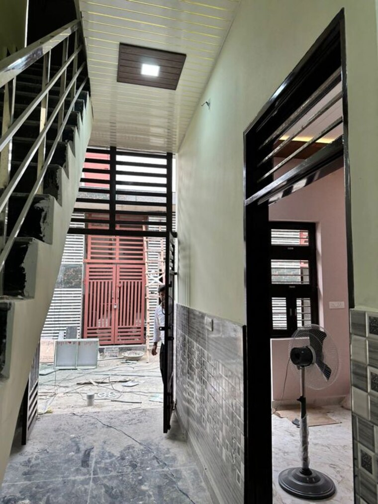 Balcony, manzil-city 2 Bedroom 67 Sq.Yd. Independent House In Sector 57 Faridabad 10379648