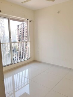 2 BHK Apartment For Rent in Godrej Nest Kandivali