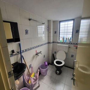 Team Area in 2 BHK Apartment at Koregaon Park CHS, Koregaon Park – for Rent
