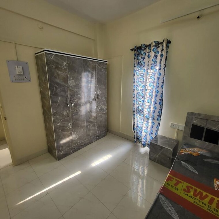 Living Room, koregaon-park-chs 2 Bedroom 900 Sq.Ft. Apartment In Koregaon Park Pune 10390097