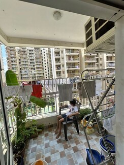 3.5 BHK + Store Room Apartment For Sale in Gaur City 2 - 12th Avenue