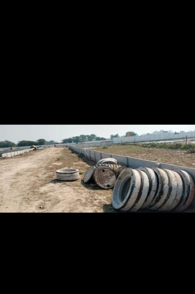 undefined, laramda  90 Sq.Yd. Plot In Laramda Agra 10383256