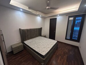 Bedroom in 3 BHK Builder Floor at Chittaranjan Park – for Rent