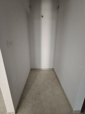  1.5 BHK Apartment at Lodha Lakeshore Greens, Dombivli East – for Rent