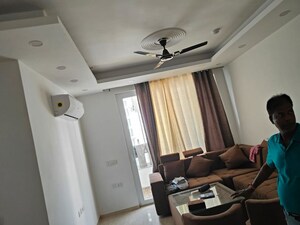 Team Area in 2 BHK Apartment at Omaxe Lake, North Mullanpur – for Rent