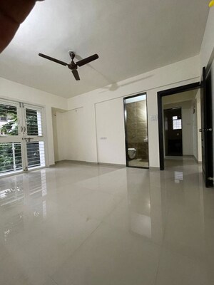 Room in 3 BHK Apartment at Aloha Towers, Baner – for Rent