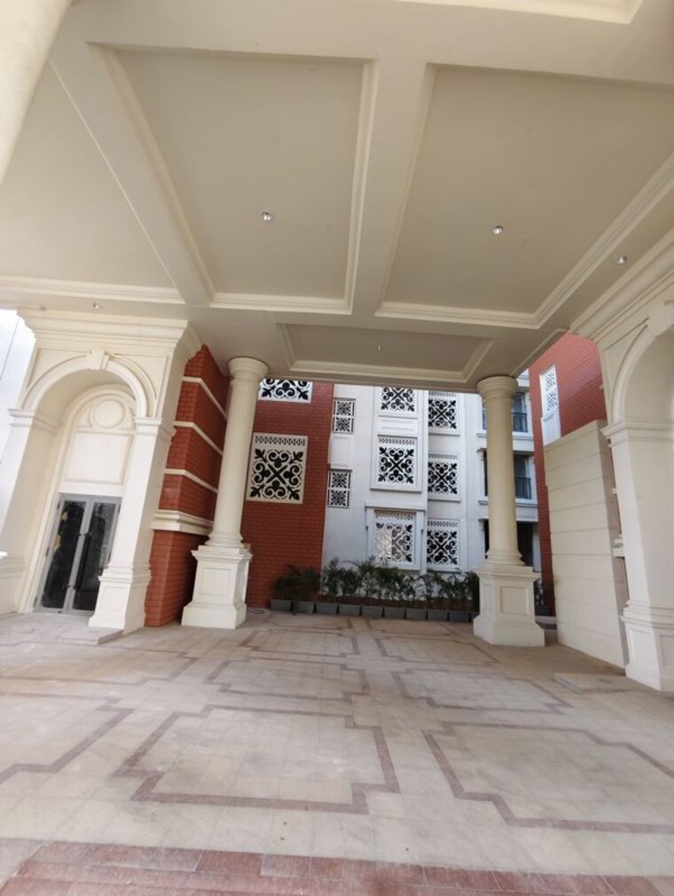  Parking, lodha-bellagio 3 Bedroom 1300 Sq.Ft. Apartment In Powai Mumbai 10390099