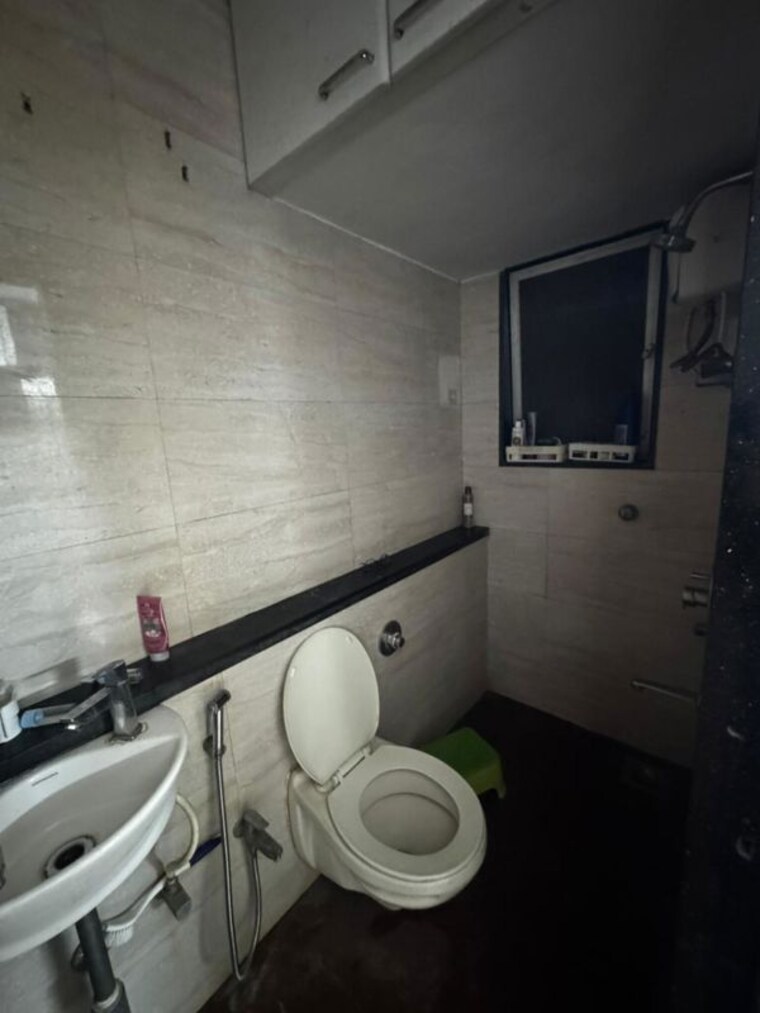 Bathroom, united-unity-heights 2 Bedroom 740 Sq.Ft. Penthouse In Malad West Mumbai 10390145
