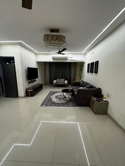 2 BHK Penthouse For Rent in United Unity Heights