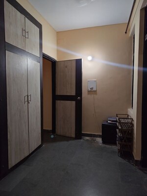 Room in 3 BHK Builder Floor at Ansal Plaza Sector-23, Sector 23 – for Rent