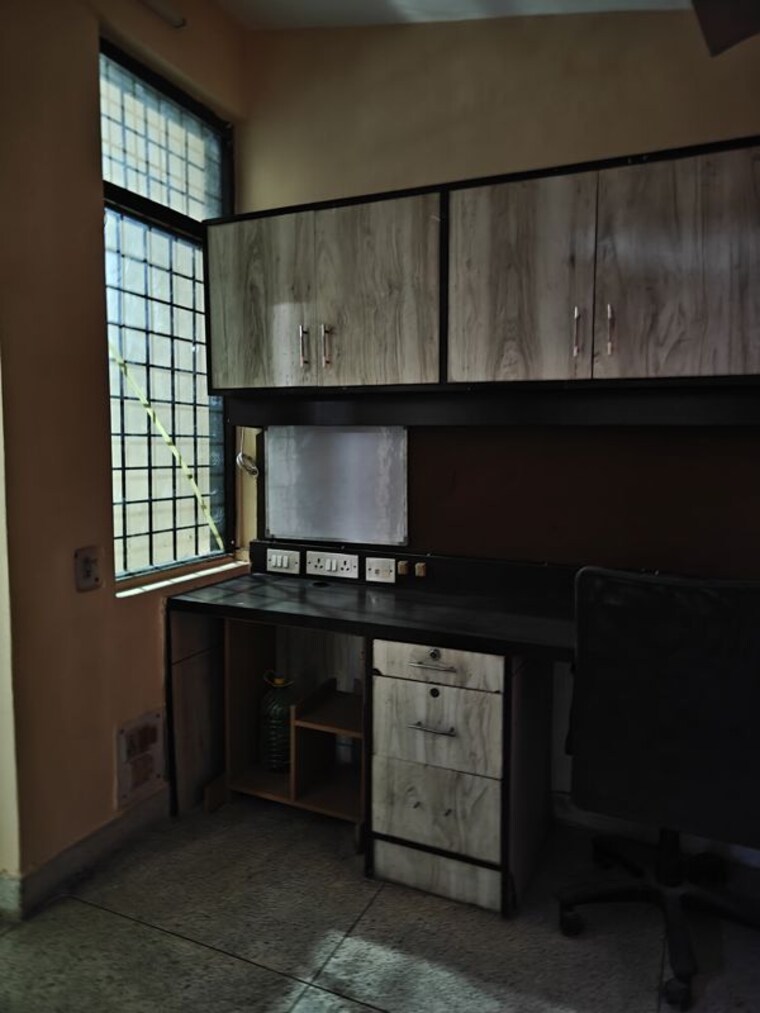 Kitchen, ansal-plaza-sector-23 3 Bedroom 1800 Sq.Ft. Builder Floor In Sector 23 Gurgaon 10390118