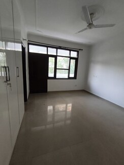 3 BHK + Pooja Room Apartment For Rent in VIP Road