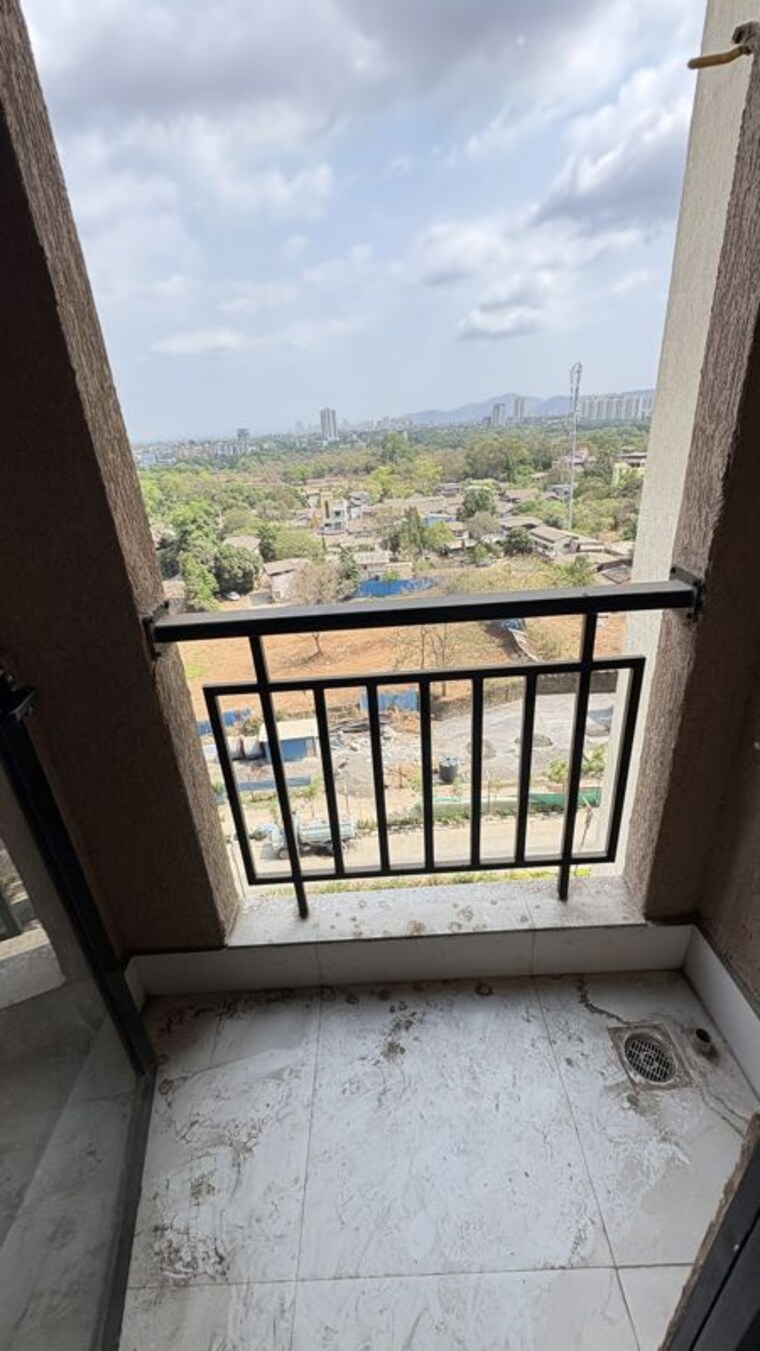 Balcony, runwal-gardens-phase-3 2 Bedroom 542 Sq.Ft. Apartment In Dombivli East Thane 10390187