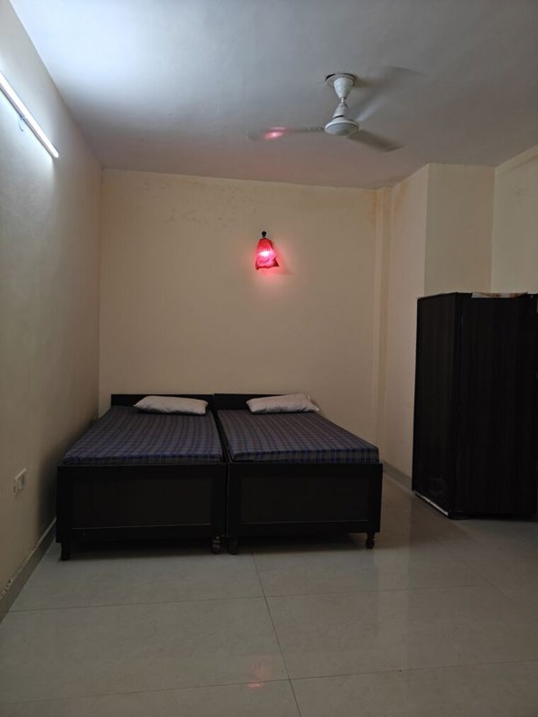 Bedroom, ansal-plaza-sector-23 2 Bedroom 1200 Sq.Ft. Builder Floor In Sector 23 Gurgaon 10390178