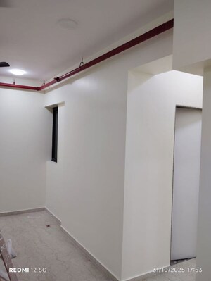 Room in 3 BHK Apartment at Kanakia Silicon Valley, Powai – for Rent