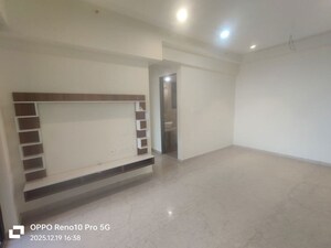 Master Bedroom in 3 BHK Apartment at Kanakia Silicon Valley, Powai – for Rent