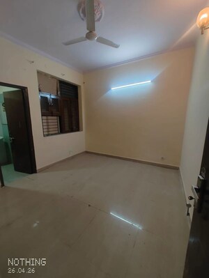 Room in 2 BHK Apartment at Suncity Avenue 76, Sector 76 – for Sale