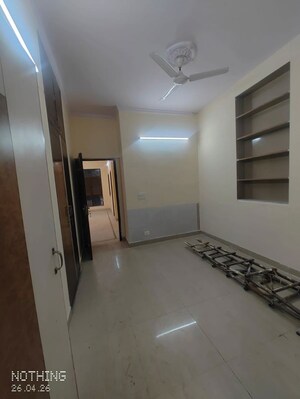 Room in 2 BHK Apartment at Suncity Avenue 76, Sector 76 – for Sale