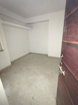 Room in 2 BHK Apartment at Kharadi – for Sale