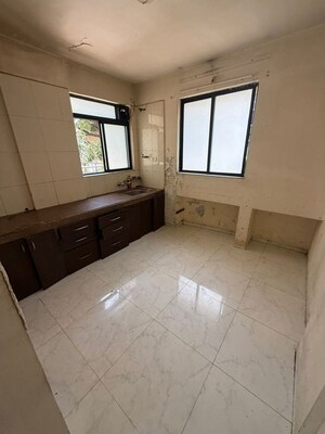 Room in 2 BHK Apartment at Amrut Park Kalyani Nagar, Kalyani Nagar – for Rent