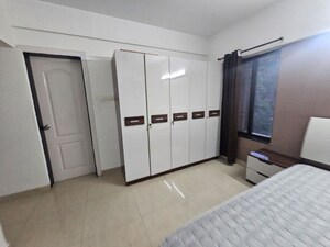 Room in 2 BHK Apartment at Brahma Suncity, Wadgaon Sheri – for Rent