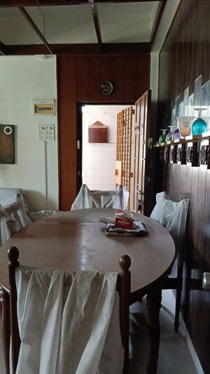 Team Area in 2 BHK Apartment at Divyang Apartment, Azad Nagar Colaba – for Sale