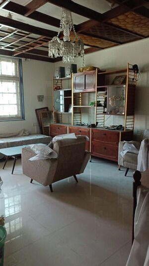 Team Area in 2 BHK Apartment at Divyang Apartment, Azad Nagar Colaba – for Sale