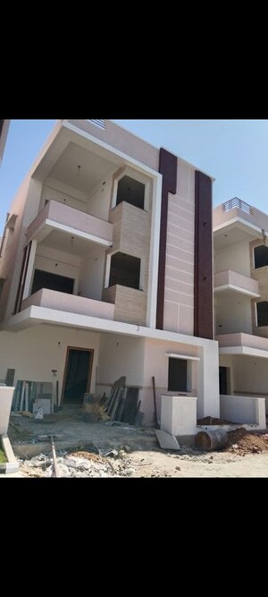 3 BHK Villa – Exterior View View at Isnapur - for Sale