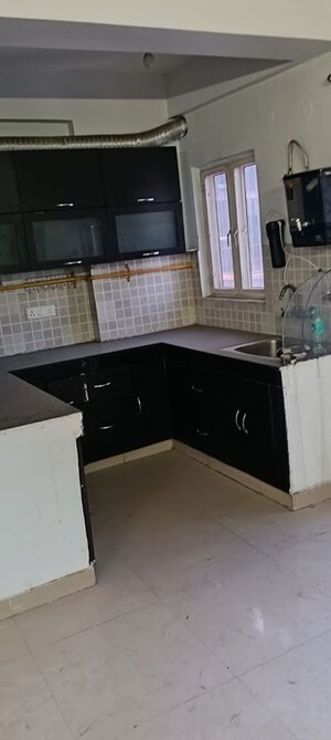 Kitchen in 2.5 BHK Apartment at Jm Orchid, Sector 76 – for Rent