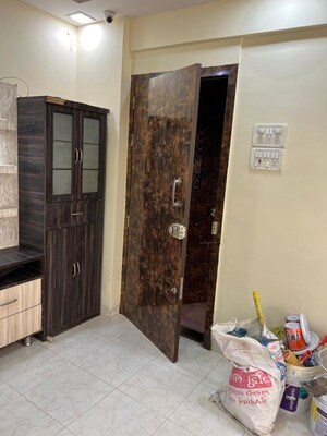 Room in 1 BHK Apartment at Yashraaj Park CHS LTD, Ghodbunder Road – for Rent