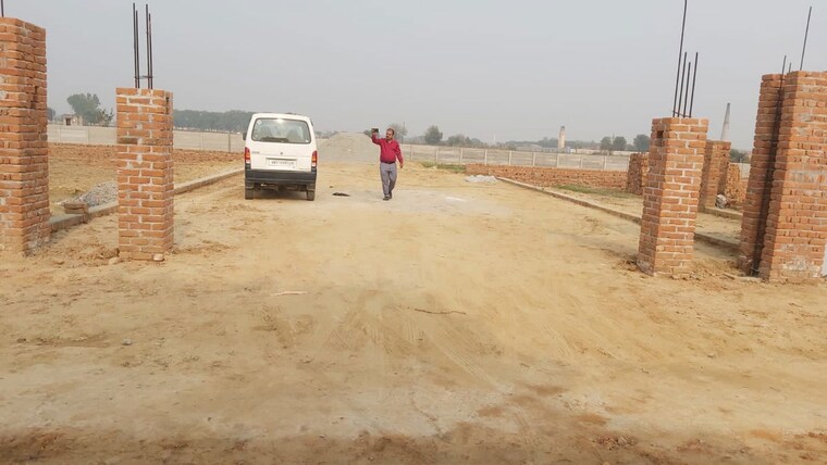 undefined, sector 62 a noida  300 Sq.Yd. Plot In Sector 62 A Noida Noida 10390463