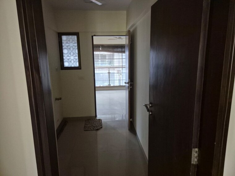 Bathroom, ankur-serenity 3.5 Bedroom 1649 Sq.Ft. Apartment In Santacruz West Mumbai 10390451
