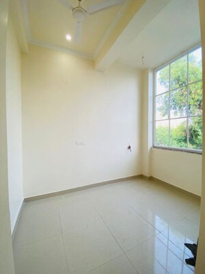 Room in 3 BHK Builder Floor at Omaxe NRI City Center, Omega Ii Greater Noida – for Rent