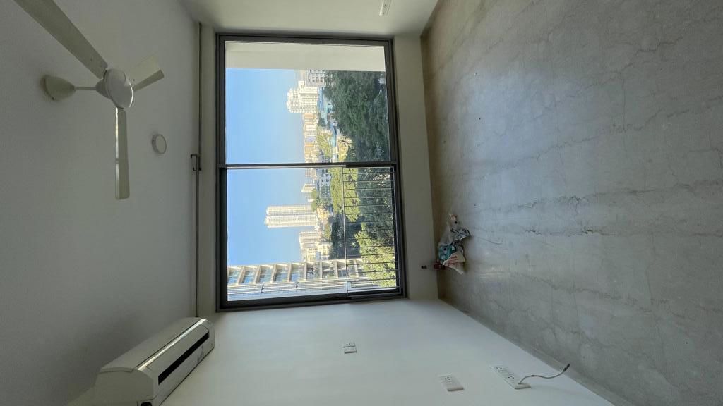 3 BHK + Store Room Apartment For Rent in Oberoi Realty Esquire