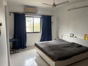 Bedroom in 3 BHK Apartment at Chembur – for Rent