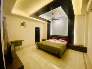 Room in  Pg at Aerocity – for Rent