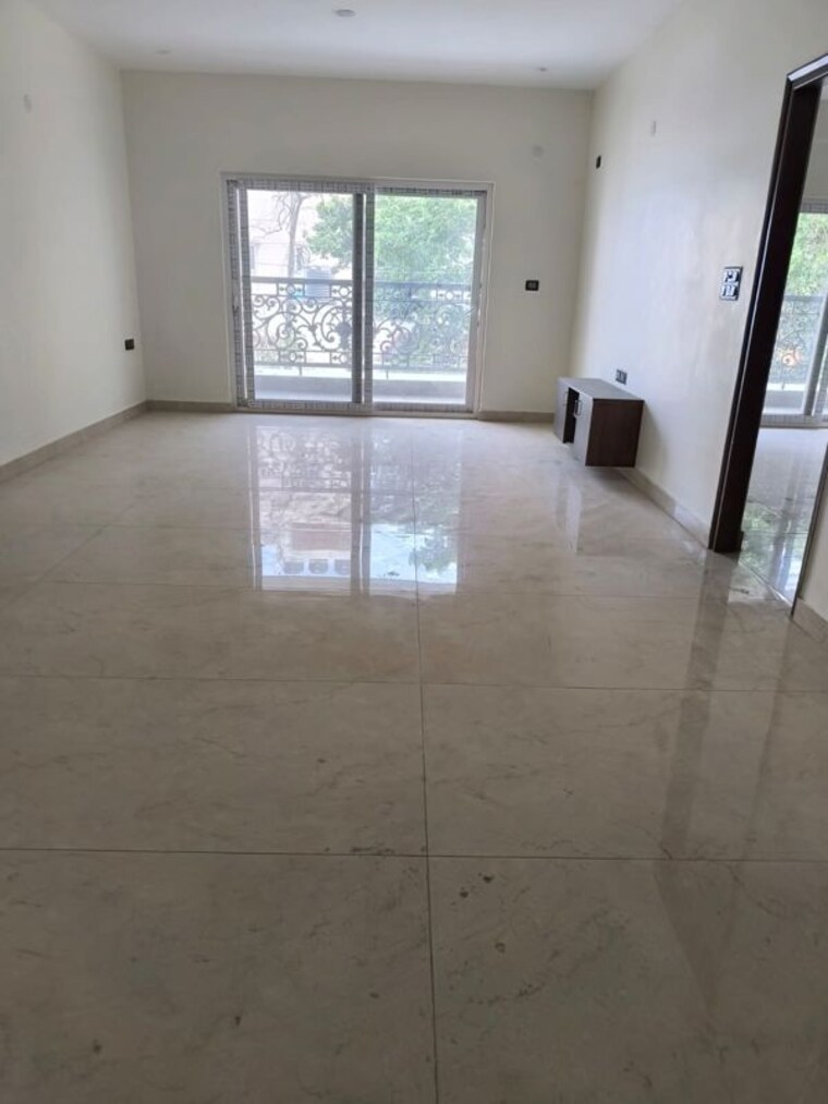 Room, high grounds 3 Bedroom 2155 Sq.Ft. Builder Floor In High Grounds Bangalore 10169428