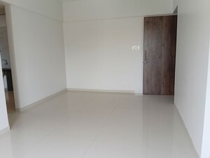 Room in 2 BHK Apartment at Chandak 34 Park Estate, Goregaon West – for Rent